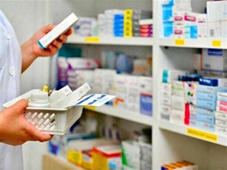 ذخیره دارو در کشور به ۶۰ درصد رسید/ تولید ۵ برابری آنتی بیوتیک ها