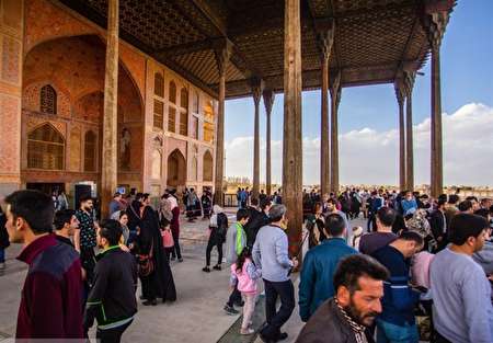 موانع موجود در توزیع زمانی و مکانی سفر در کشور چیست؟