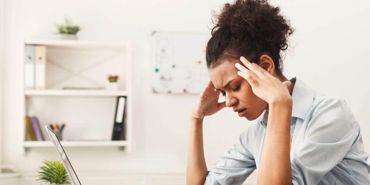 سردرد مداوم را با ۵ روش خانگی درمان کنید